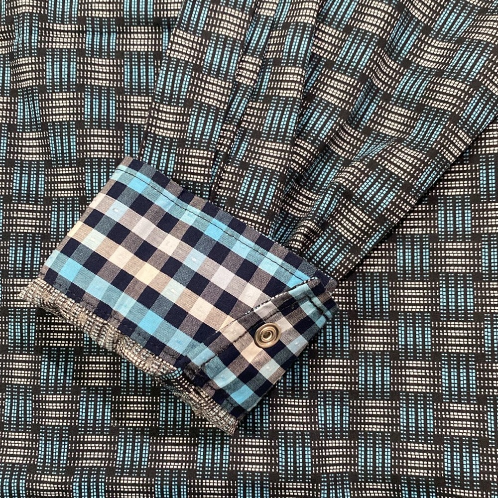 Pearl snap button down - Picture 3 of 4